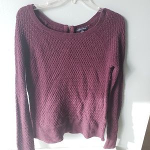 NEW LISTING! Size M American eagle knit sweater